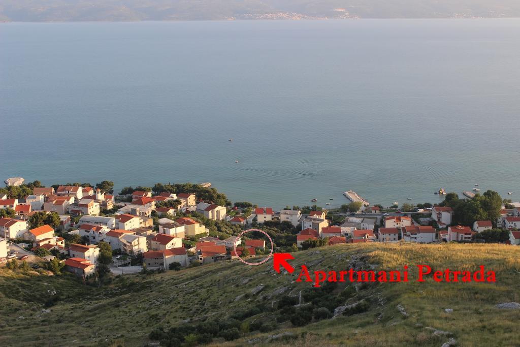 Apartments Petrada Omis Exterior photo