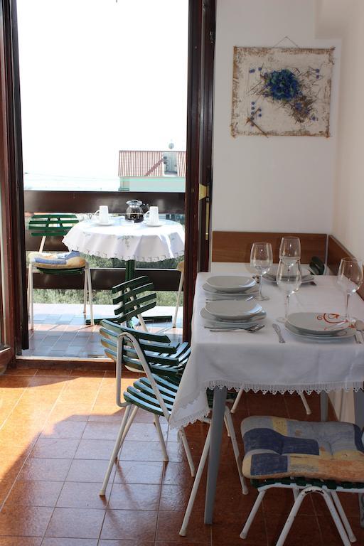 Apartments Petrada Omis Exterior photo