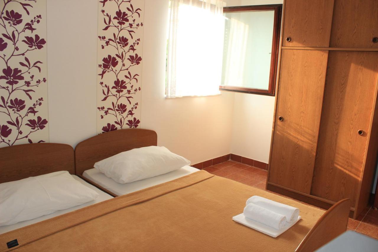 Apartments Petrada Omis Room photo